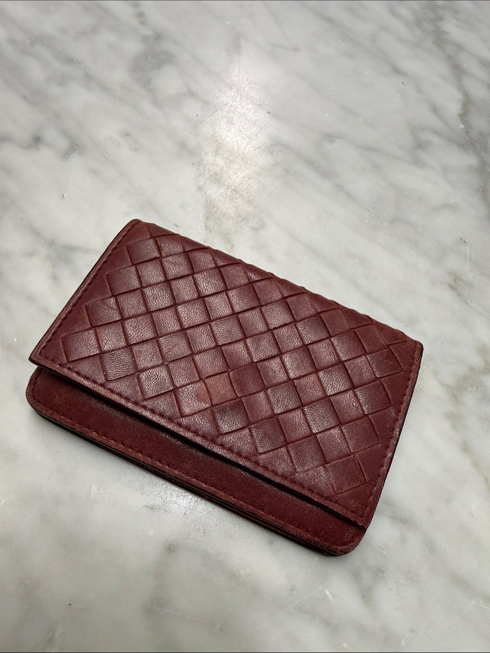Bottega Veneta Small Fondente Intrcciato Bi-Fold Leather Wallet in Bordeaux